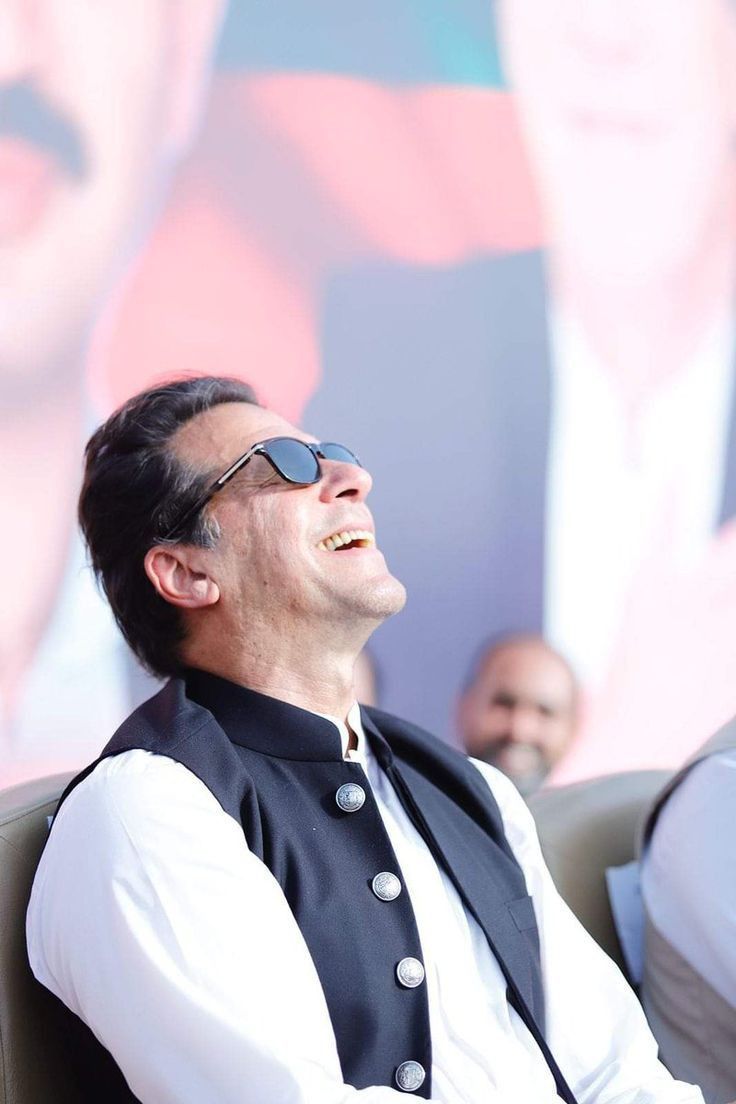 یہ بات سچ ہے تمھیں ظلم میں مہارت ہے 
یہ بات بھی تو حقیقت ہے میں نہیں ڈرتا