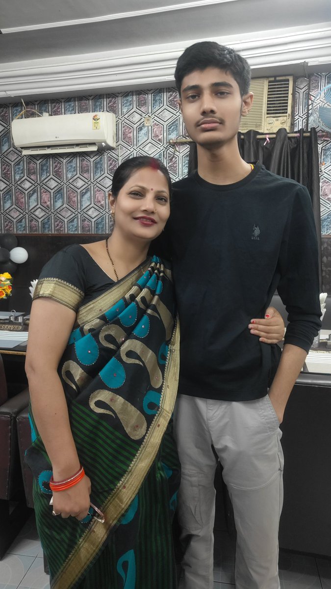 kumarindrajit's tweet photo. Family time https://t.co/YT4fueh3or
