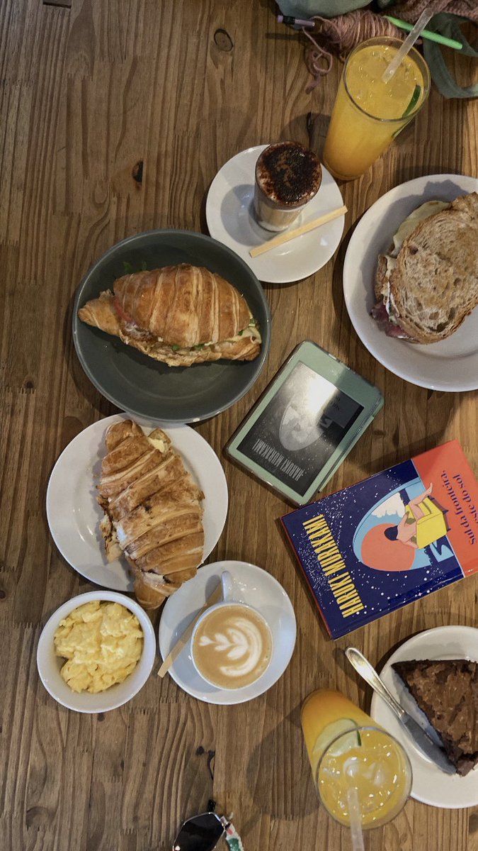 Aléxia Maria tweet media