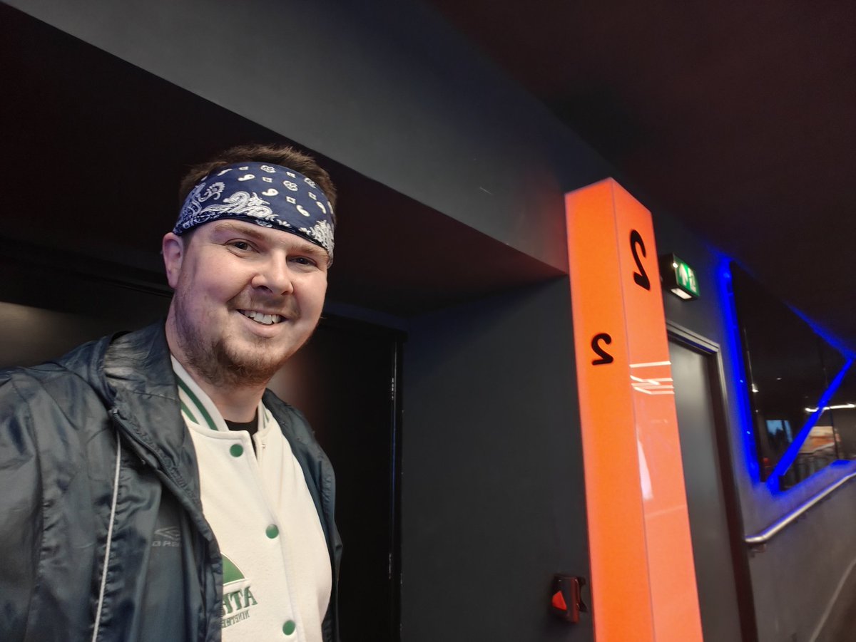 James Acraman tweet media