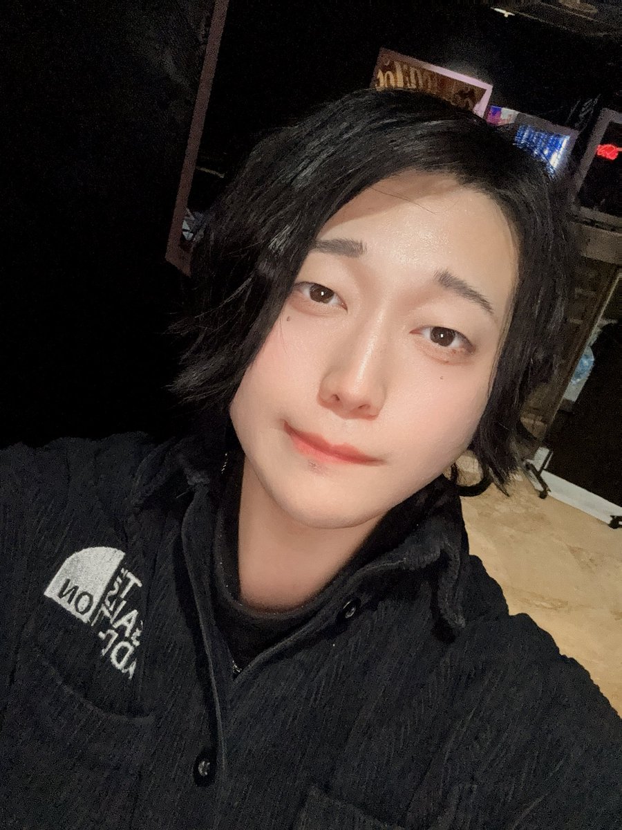 ストリート大作戦・グローディア
本日4ステージ誠にありがとうございました！

コラボステージの動画持ってる人いたら欲しー！！！！

最初はゆったり歌えたし
後半はテンション上げて歌えて楽しかった！

最高の1日でした！

次回は4/18 Cafe Eden！BrushRush！
おいでませ！