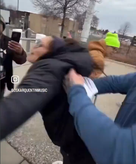 The last white roofer tweet media