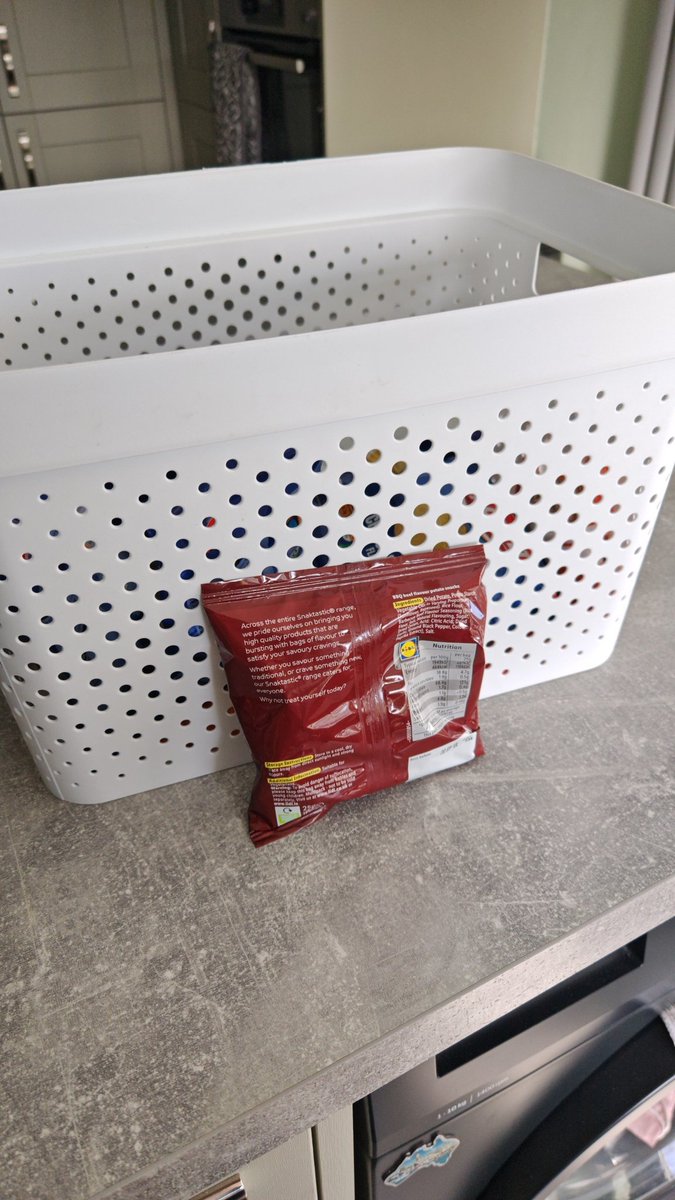 LoonyLind's tweet photo. @LidlGB I don't know where to find a product barcode number, lot/batch number, unless it's on the bigger bag?, all snacks get tipped into a plastic basket when we open the larger bags, as they easily split, the basket is in a cupboard where the grandkids can help themselves https://t.co/7bpDhtVLlb