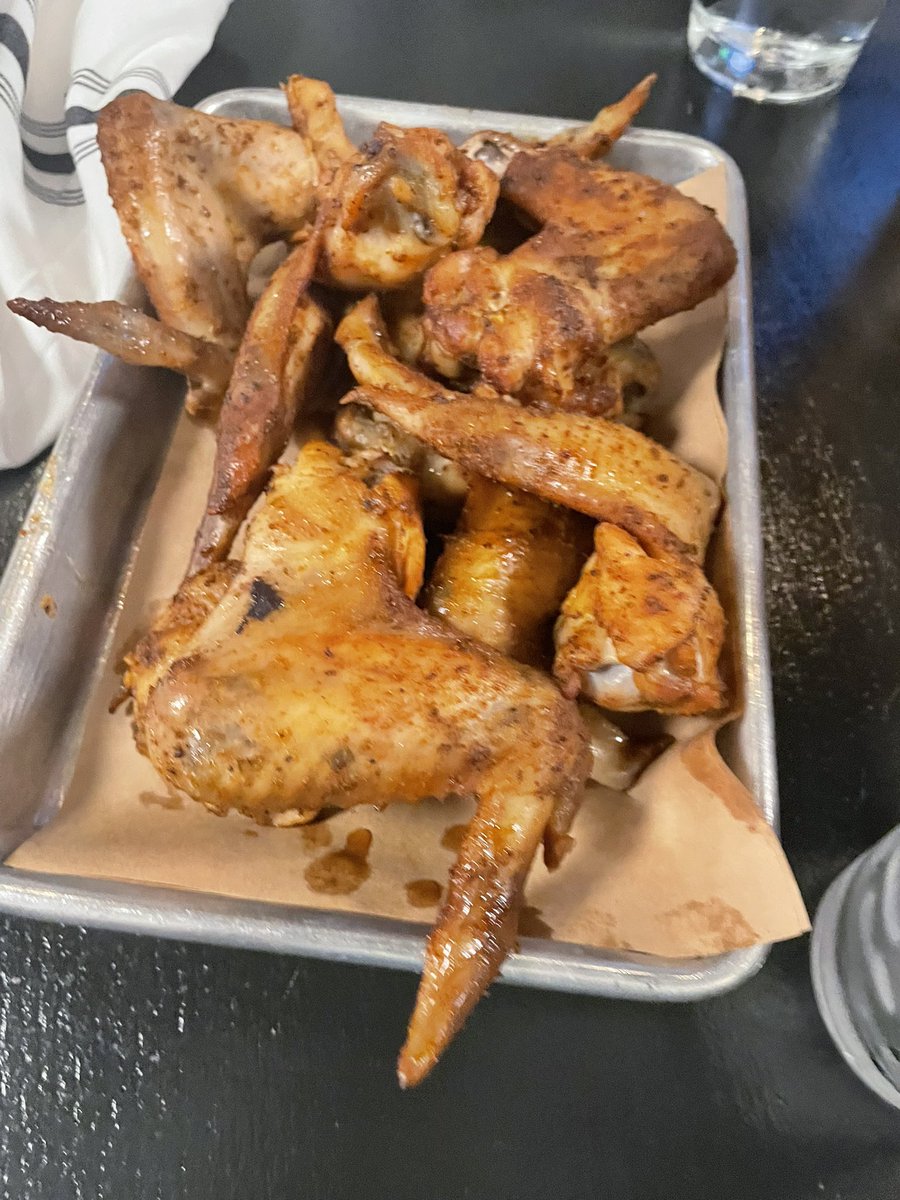 ergnedstrgfw tweet media