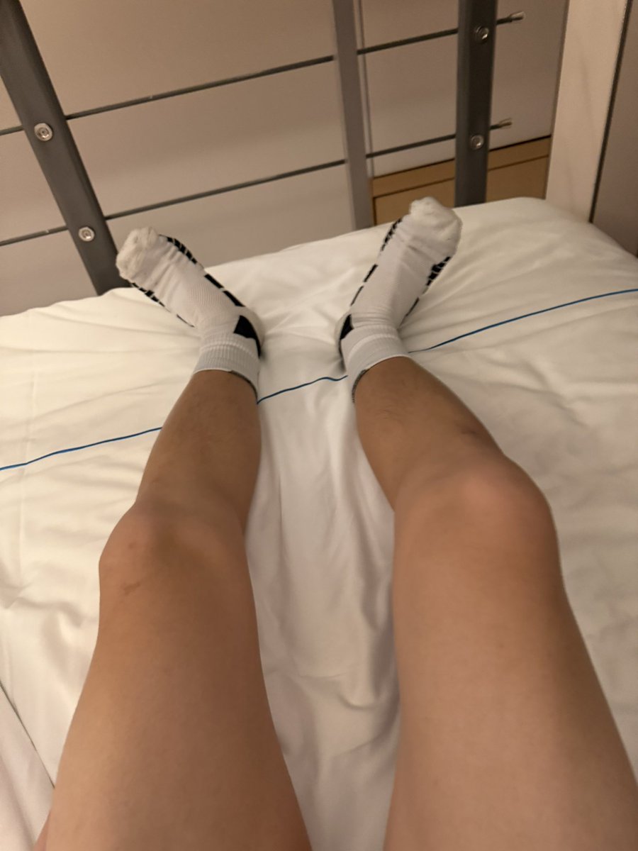 iiiiiiilin tweet media