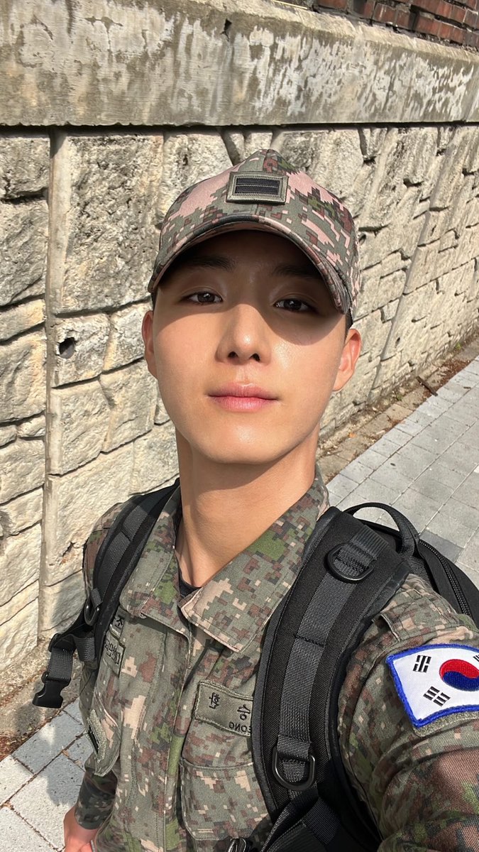 aurore ♫︎ tweet media