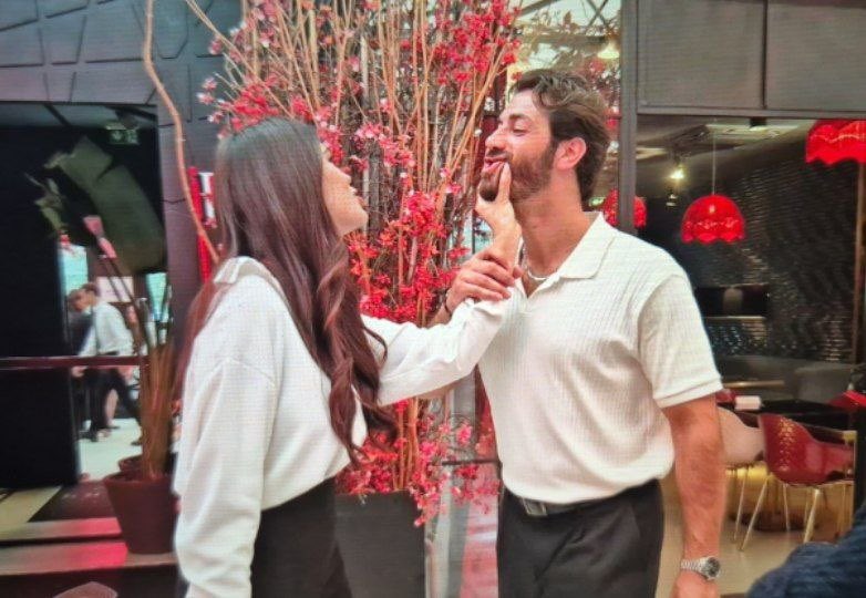 rashmeruniverse_2✨✨🌍🌍 tweet media