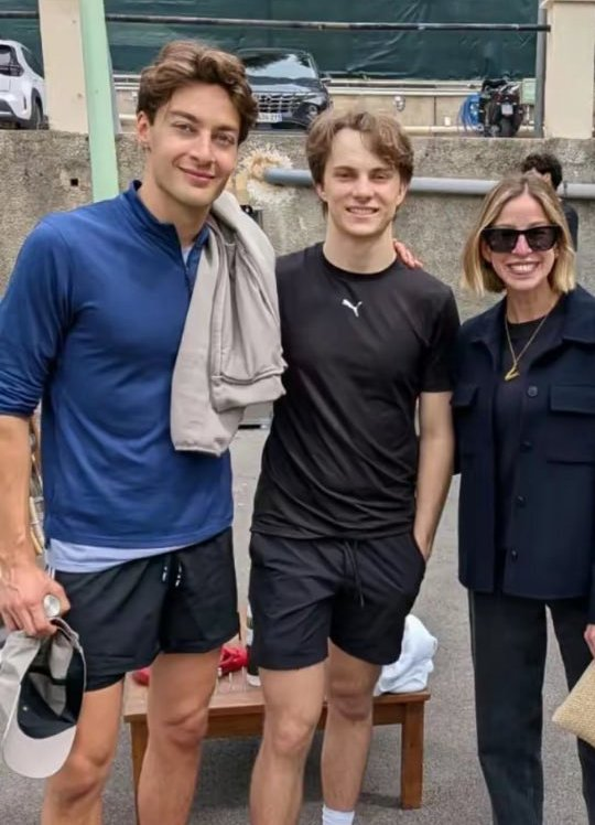 alicia ⁸¹ ⁶³ tweet media