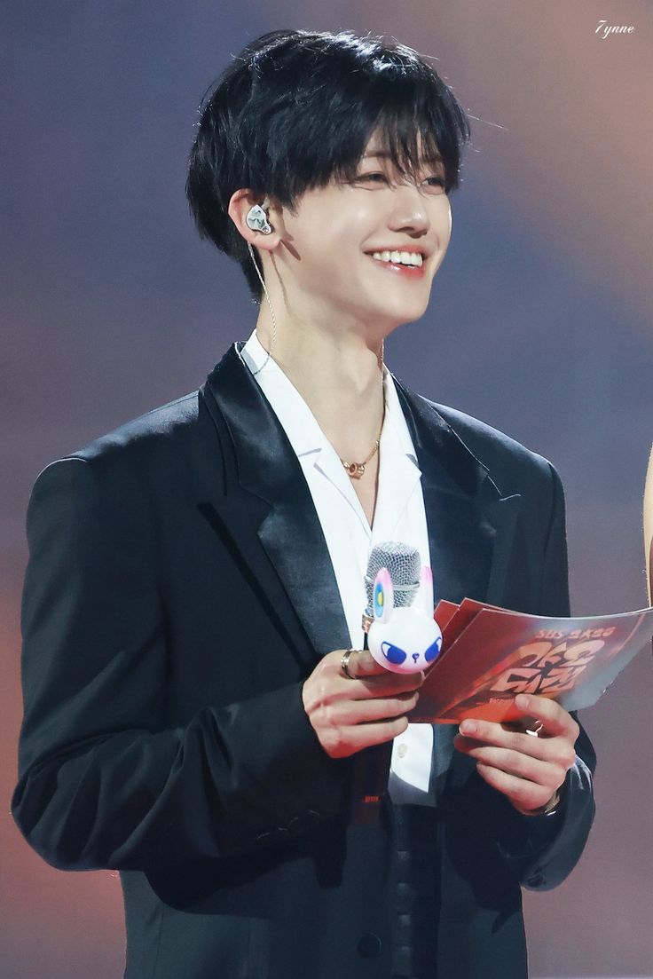 Emcee, 𝗚𝗮𝗺𝗮niel — #bluesevows tweet media