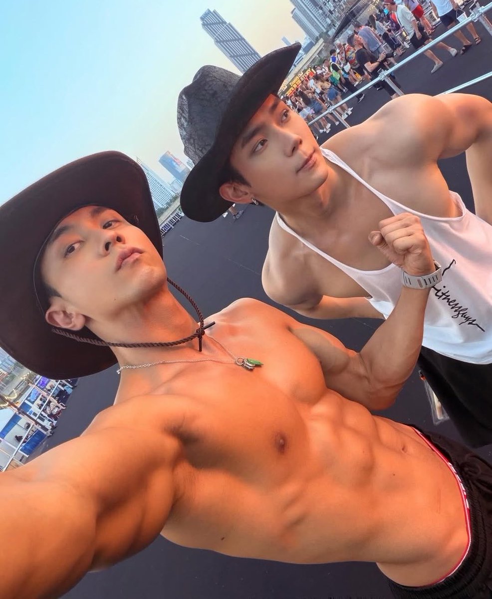 BoysLove Hub tweet media