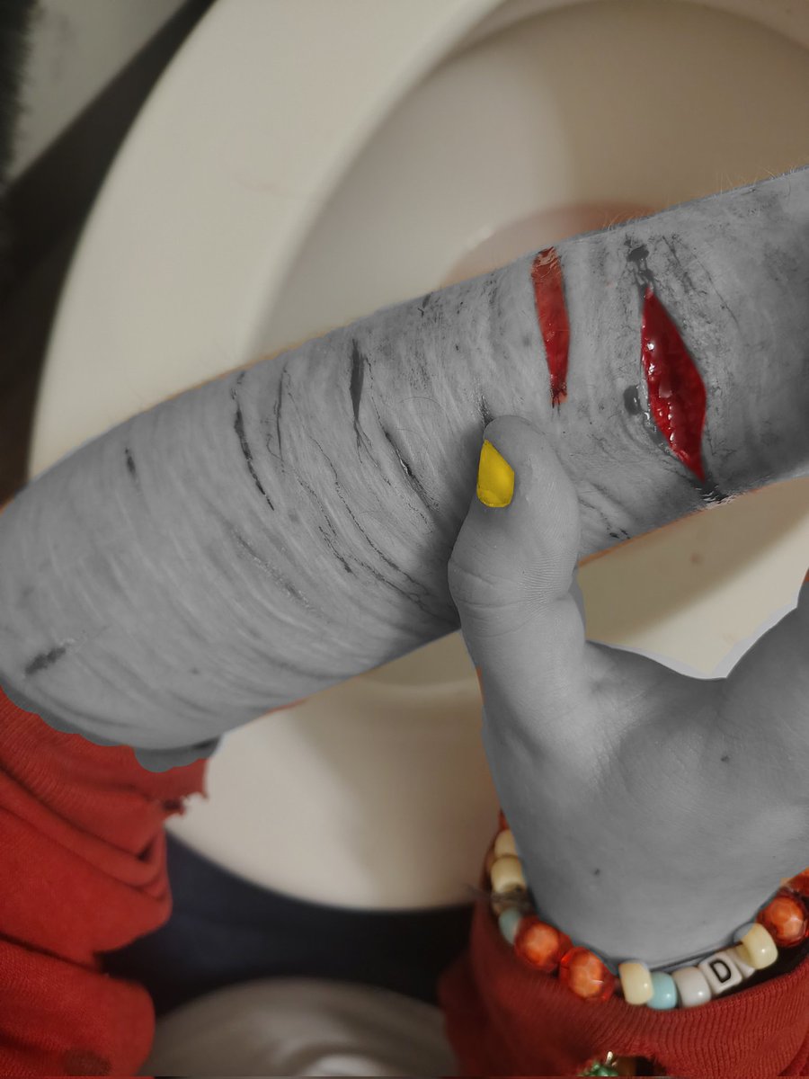 KARKAT OF #SHEDTWT 🩸 tweet media