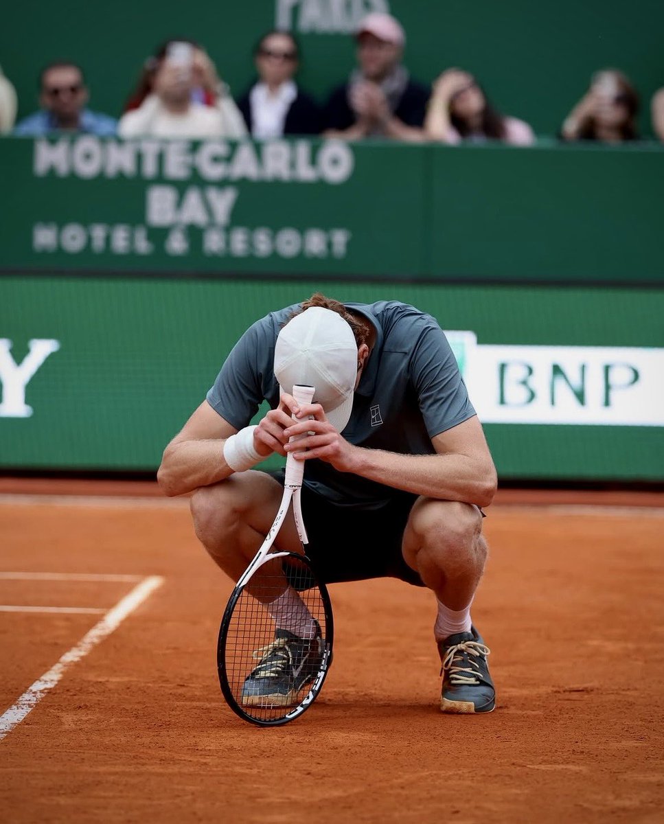 Jannik Sinner pictures that go hard tweet media