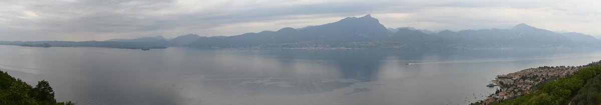 gardacam's tweet image. Torri del Benaco on Sun, 12 Apr 2026 15:50:00 UTC
gardacam.it/share/torri/20…
#lake #garda #panorama #torri