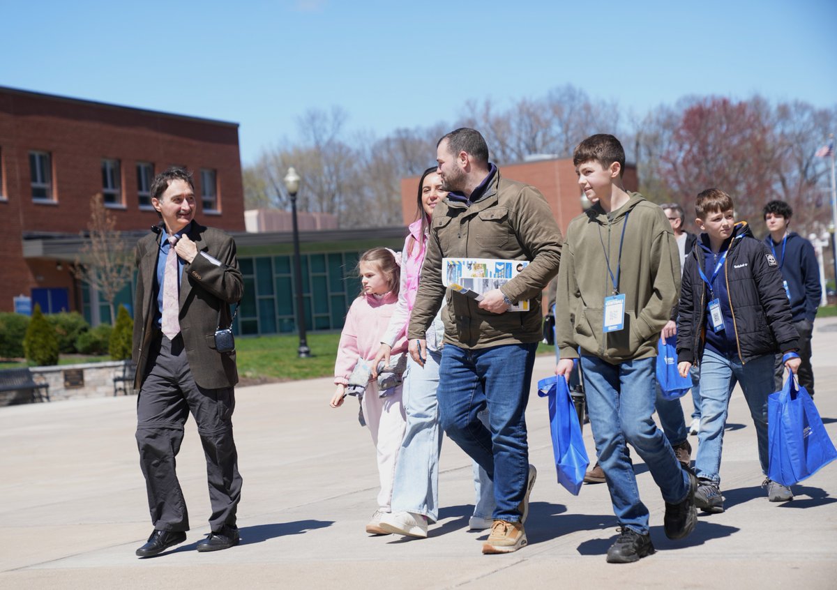 CCSU's tweet image. Here’s to the start of something special💙🔱

#WeAreCentral #CentralBound #openhouse