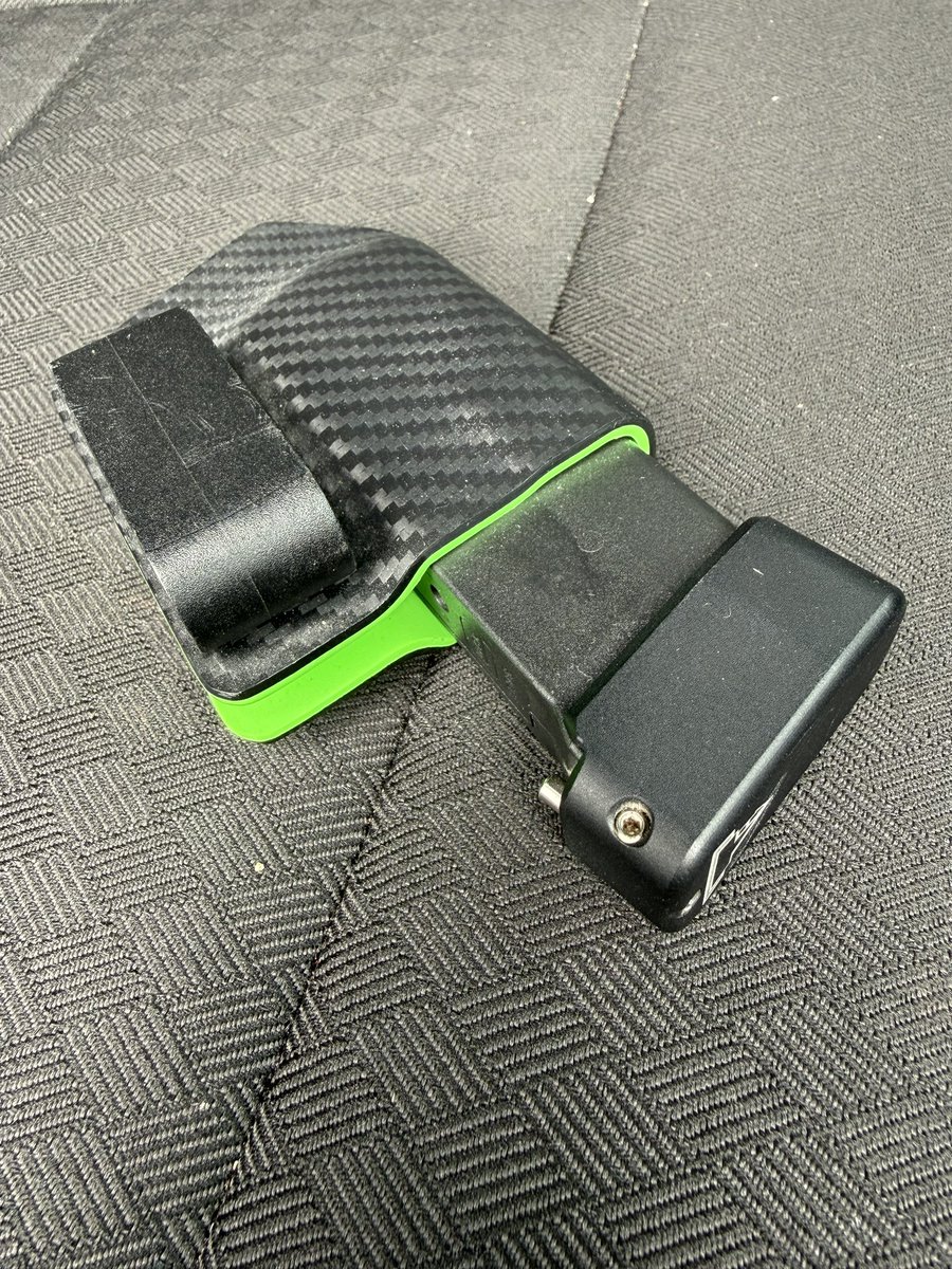 BowTiedYukon's tweet image. Noticed a “hidden compartment” in my truck. Opened it. Apparently this isn’t the first time I have been in it