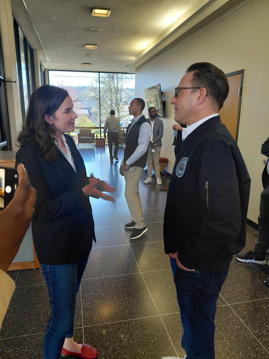 Wallace for Congress tweet media