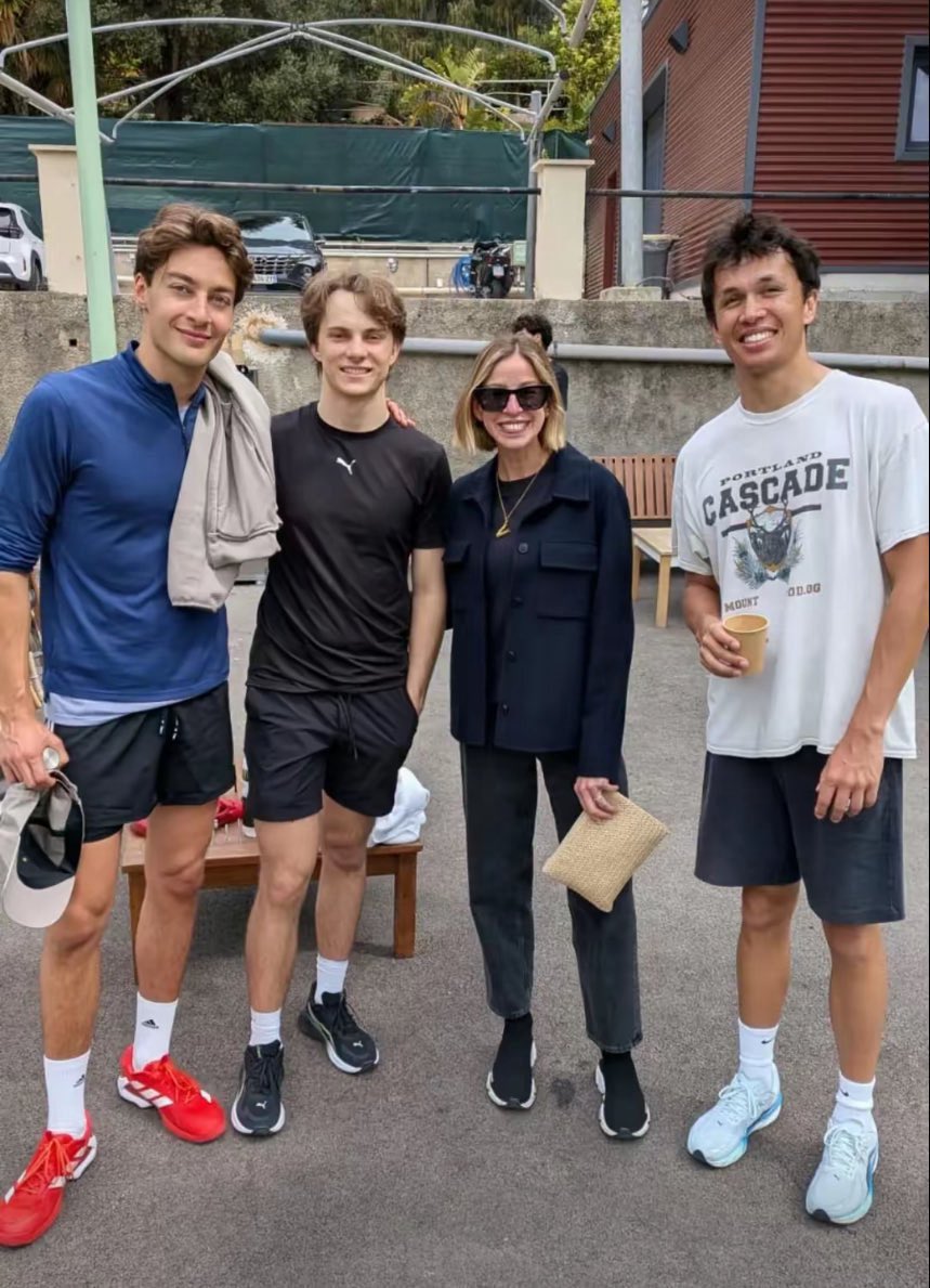 баша душина¹⁶ ⁸¹ tweet media