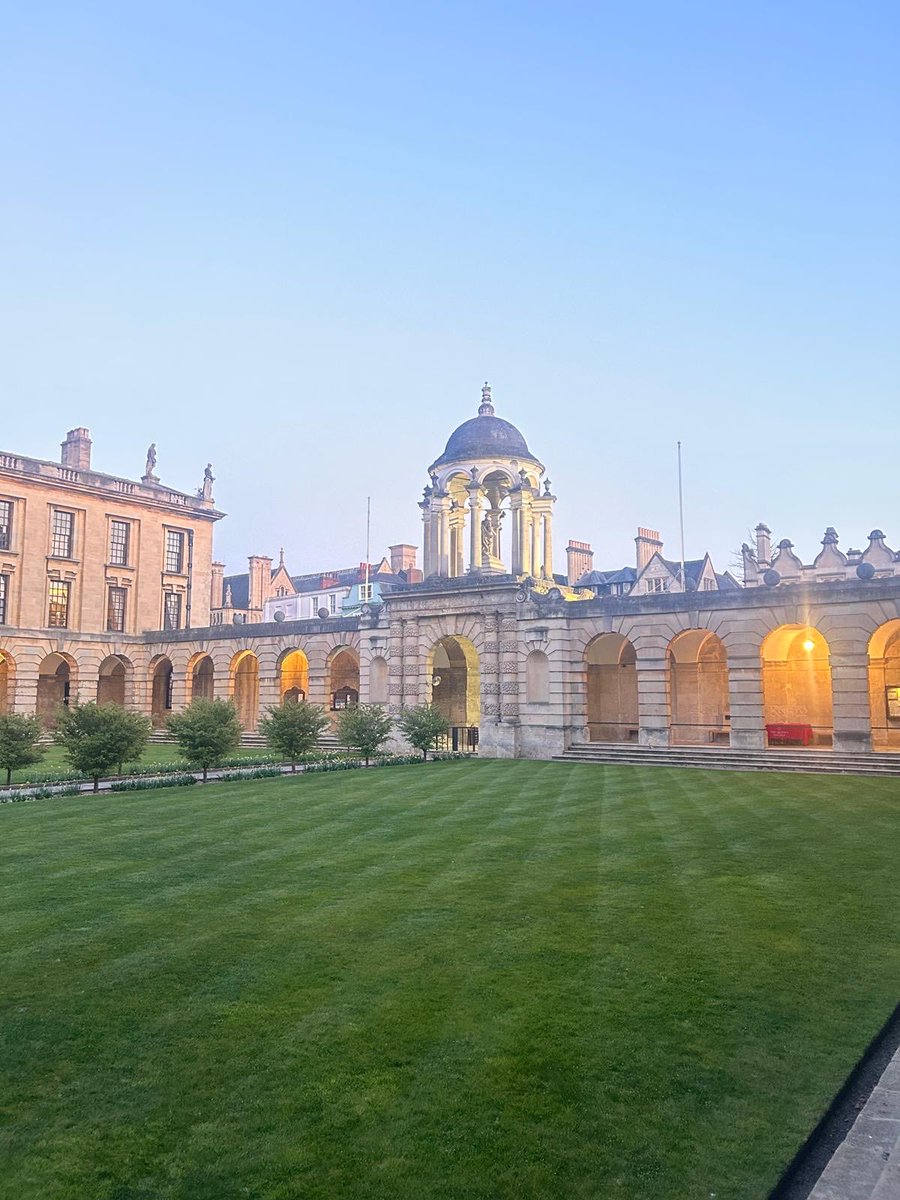 HaM3dM's tweet photo. @UniofOxford https://t.co/i39GQCxXn3
