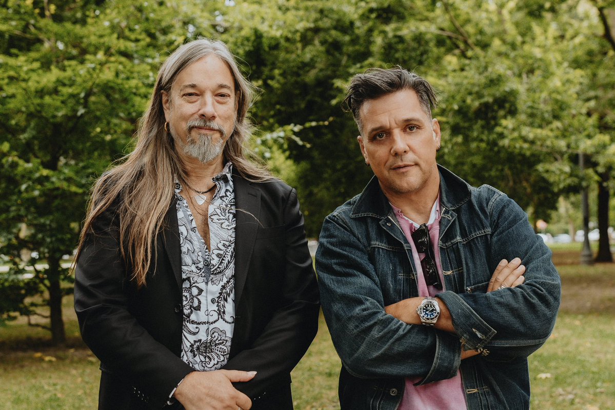 Happy birthday to this sonic storyteller 🎸Mr Rob Baker.