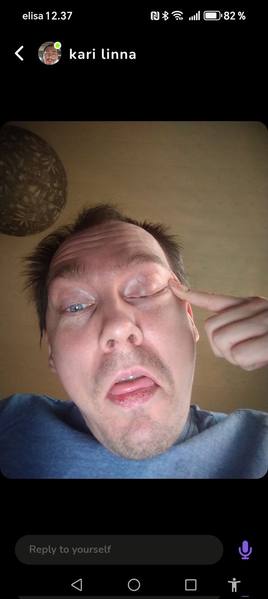 KariLinna's tweet photo. @tuusa69 voisin syödä jotain itsekin ruoka halu alkaa kasvaa minulla tässä kuvassa olevalla henkilöllä jes heheheheh hahahahah https://t.co/7s5fgDSW3K