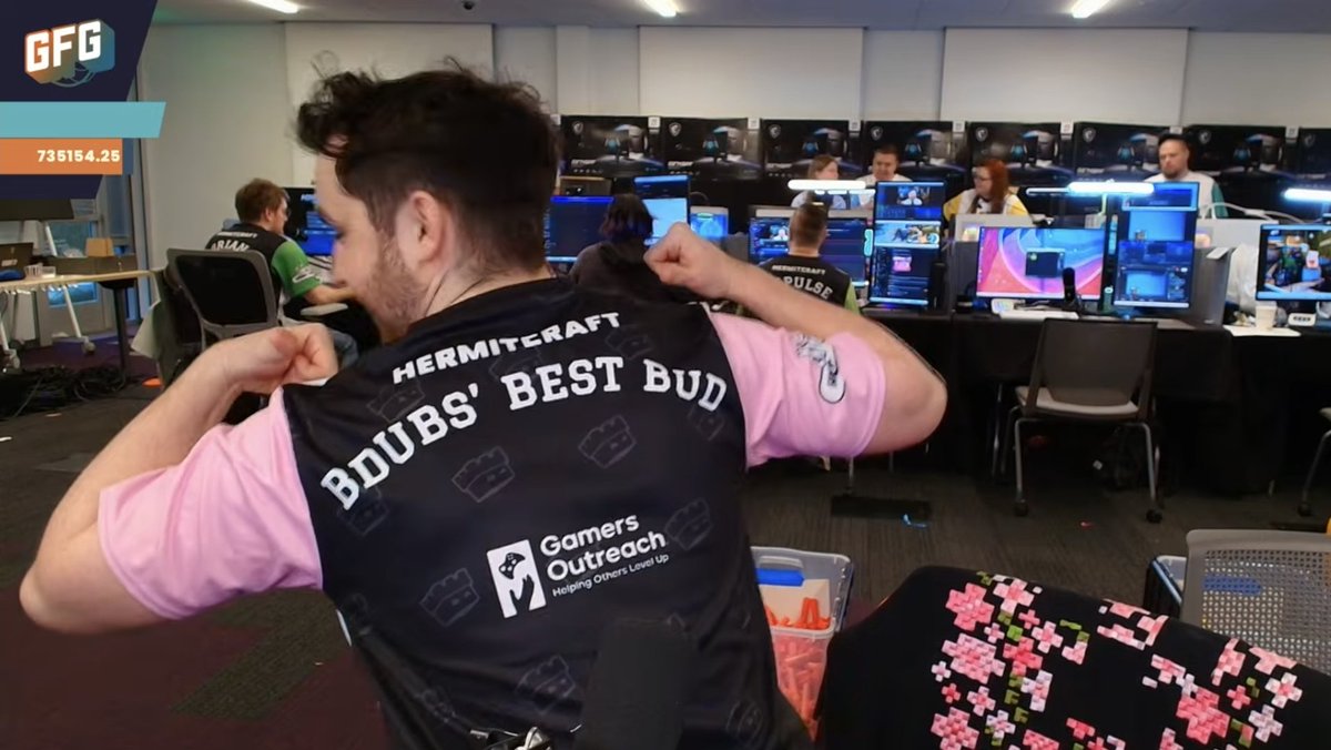 mae ★🚦 tweet media