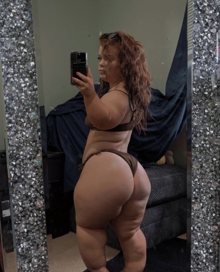 SassyHolly tweet media