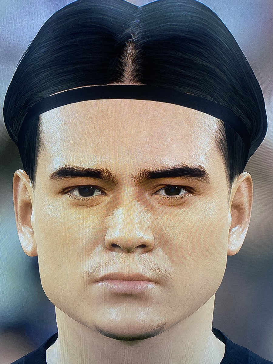 Edhotsmiler tweet media