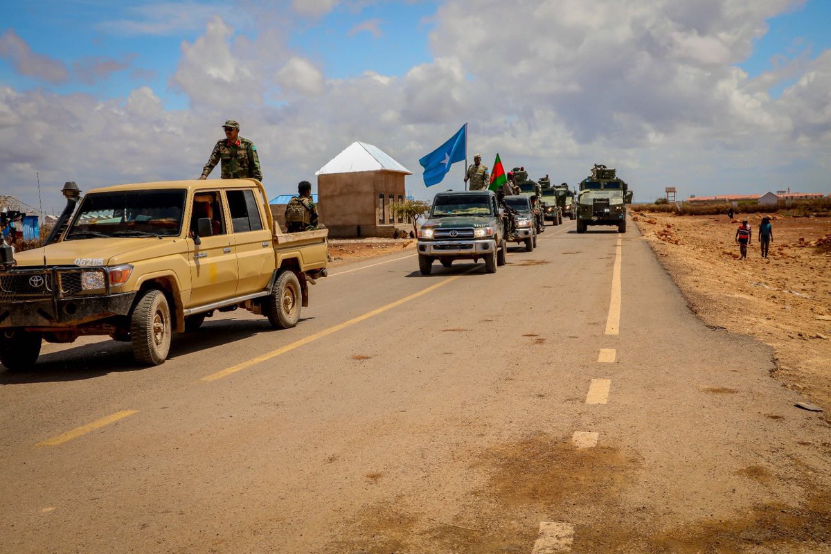 SONNALIVE's tweet photo. The 66th anniversary of the founding of the @SNAForce was widely commemorated in several parts of the country, particularly in the regions of #Sool, #Nugaal, #Mudug, #Galguduud, #Hiiraan, #MiddleShabelle, #LowerShabelle, #Bay, #Bakool, and #Gedo.
Various units of the #Somali National Army stationed in these regions showcased the dignity and presence of the armed forces through well-organised events that reflected their readiness, military discipline, and patriotism in defending the nation.
These events also highlighted the prominent role of the Somali National Army in maintaining security, defending the countryβs sovereignty, and preserving the unity of the Somali people.
The celebration of this 66th anniversary serves as a reminder of the struggle, bravery, and sacrifice of the armed forces, while once again underscoring the commitment of the national army to serving the Somali people and strengthening the foundations of statehood.