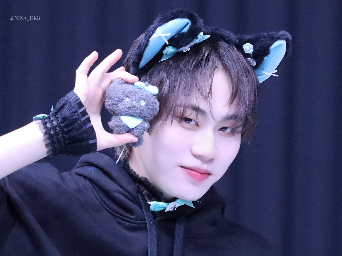 ﾆｰﾅ 🐱 tweet media