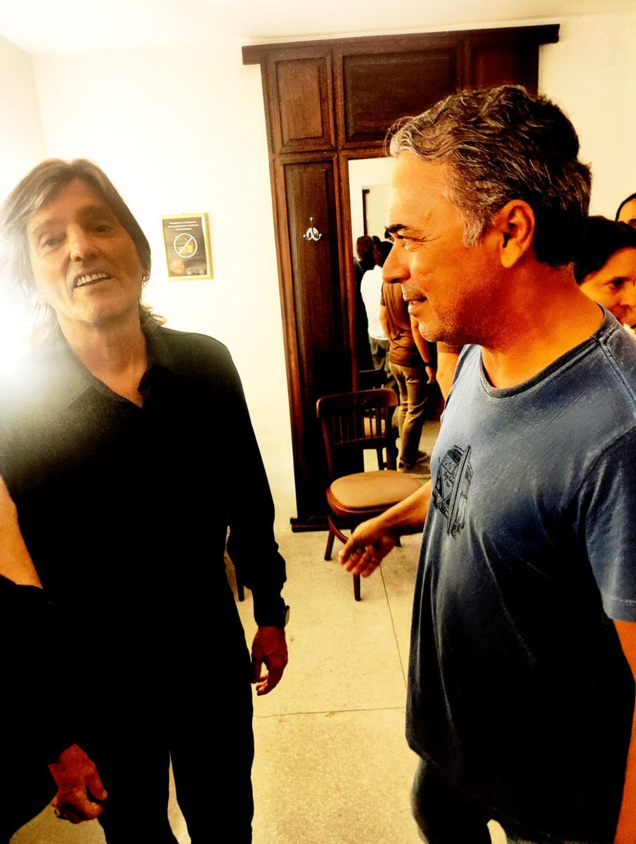 MPlayBrasil's tweet photo. Noite incrível celebrando os clássicos de @nicorezendeoficial e @janedubocoficial no belíssimo @teatrodoparqueoficial junto com meu querido amigo @joelioalves 🎶🔝 https://t.co/wkOUy5CQS5
