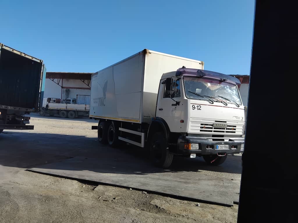 Hoy domingo los trabajadores de las Empresas Mayoristas de Alimentos de La Habana, de conjunto con los transportistas laboran en la distribución de productos de la canasta familiar normada.

#CubaEstáFirme #ComercioCuba #LaHabanaViveEnMí