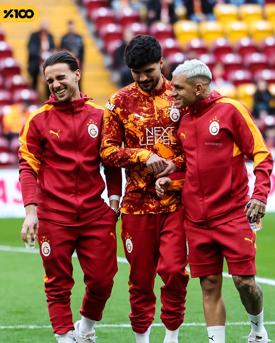 PesindeyizApp's tweet photo. 😅 Takımın neşe kaynağı Lucas Torreira. https://t.co/YKyPZBzatH