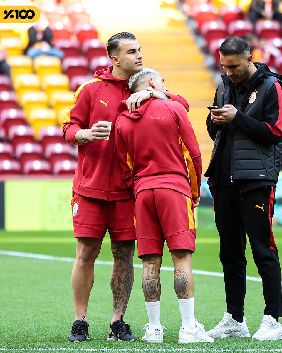 PesindeyizApp's tweet photo. 😅 Takımın neşe kaynağı Lucas Torreira. https://t.co/YKyPZBzatH