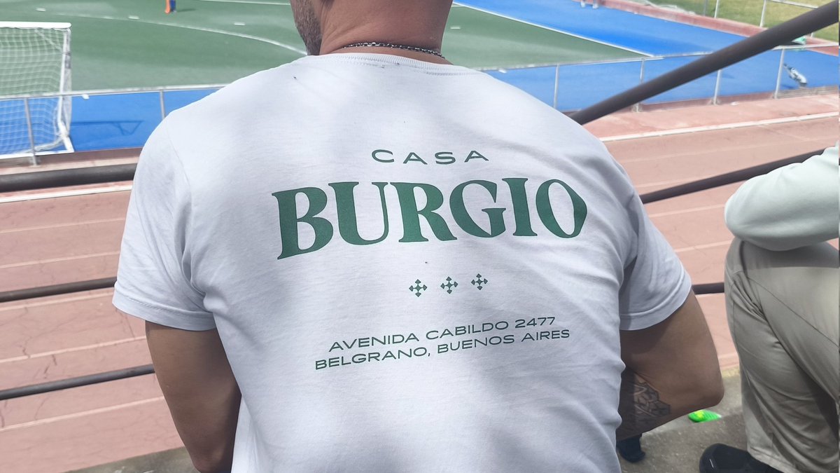 Un rústico tweet media