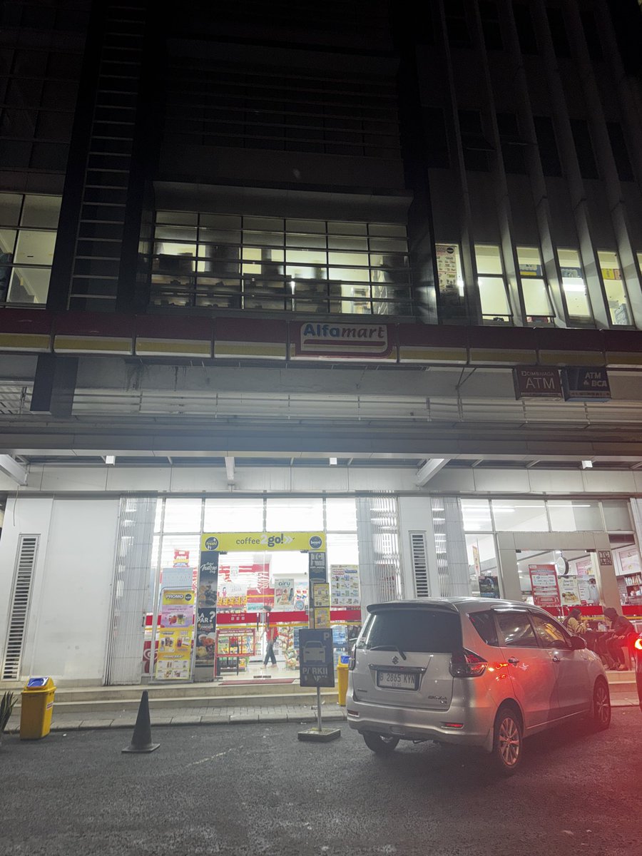 Senin Pagi tweet media