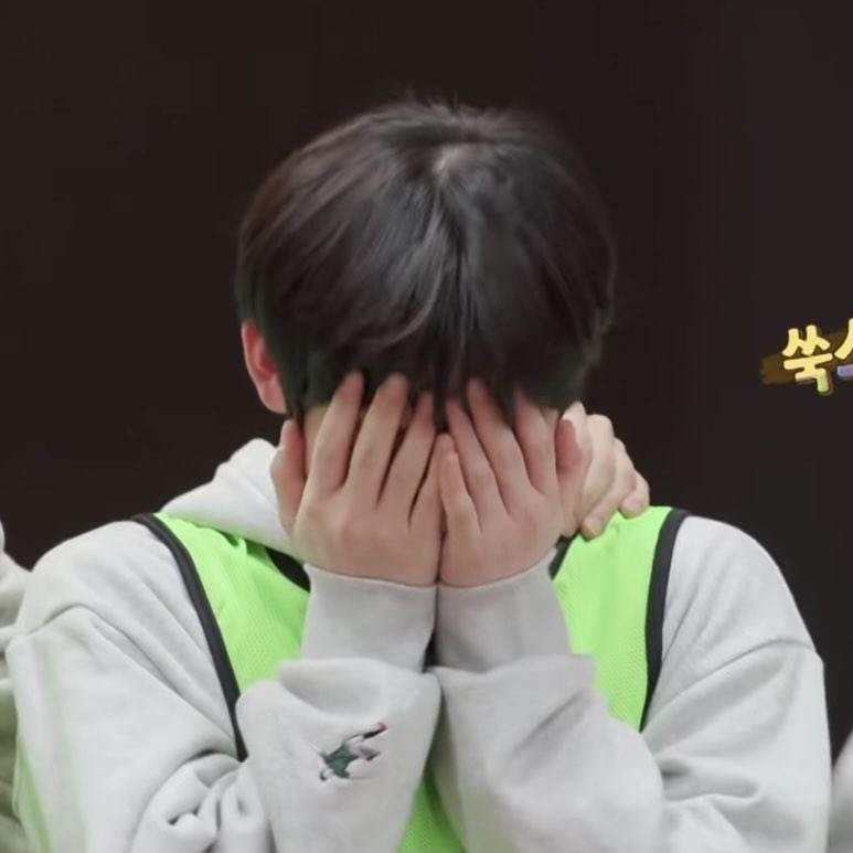 ⋆୨୧⋆ tweet media