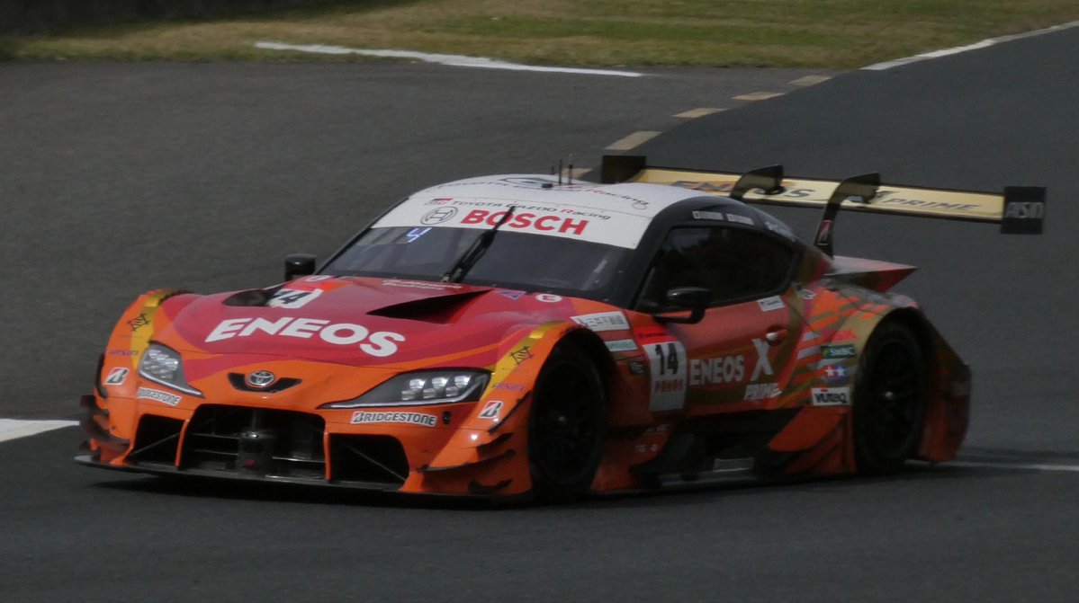 ひーこ tweet media