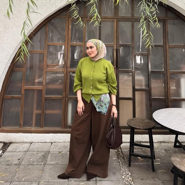 ୨୧ Cardigan
s.shopee.co.id/4fsDbDd3vd
୨୧ hijab 
s.shopee.co.id/9ztjx2McJ4
୨୧ pants
s.shopee.co.id/2g79DZbCqN