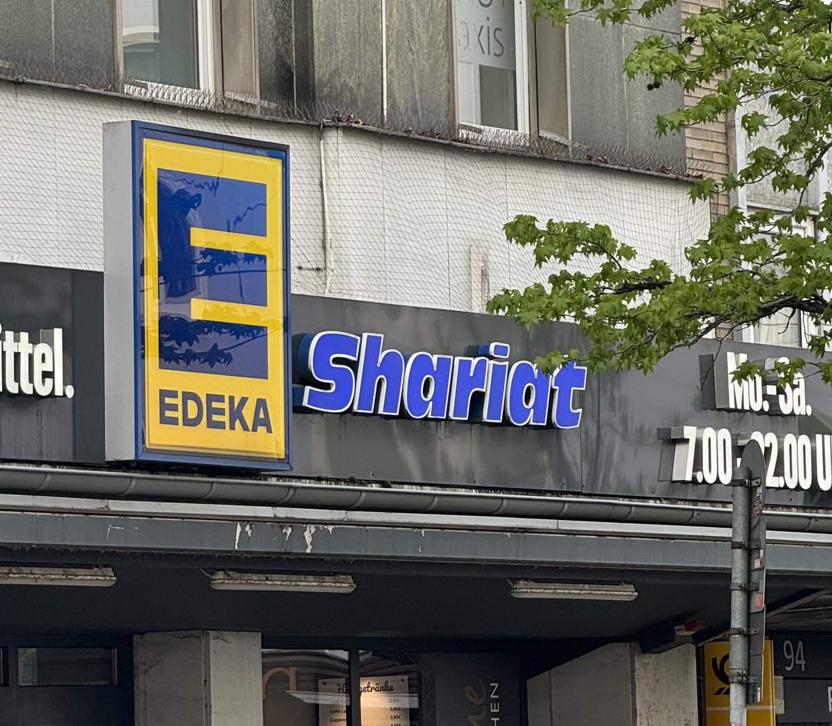 Sol Invictus tweet media