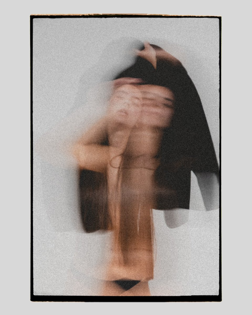 تـــار • blurred • verschwommen • розмитий • ✋🏽✋🏼✋🏻