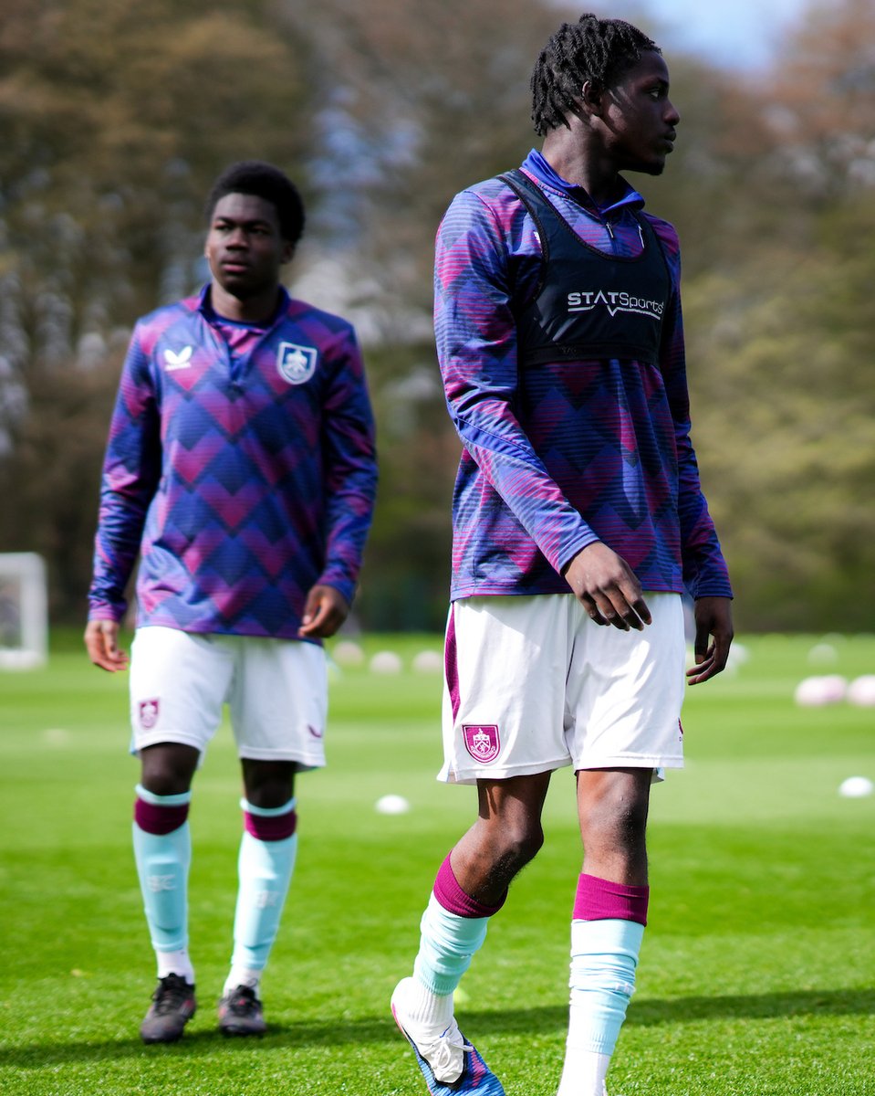 ClaretsAcademy's tweet photo. Congratulations to 3️⃣ of our matchday squad who made their PL2 debuts today  

Well done Croyde, Anwar and Darren 👏 https://t.co/LE6OK703hb