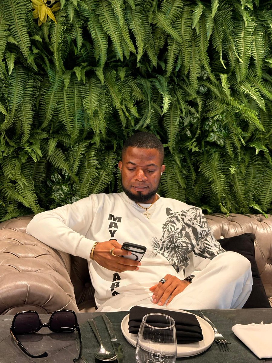 Elelu Ayoola tweet media