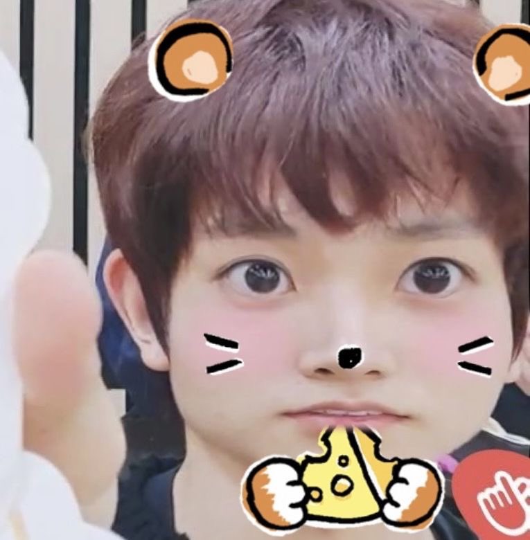 ⋆୨୧⋆ tweet media