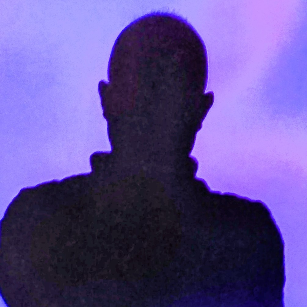 ビナにっく tweet media