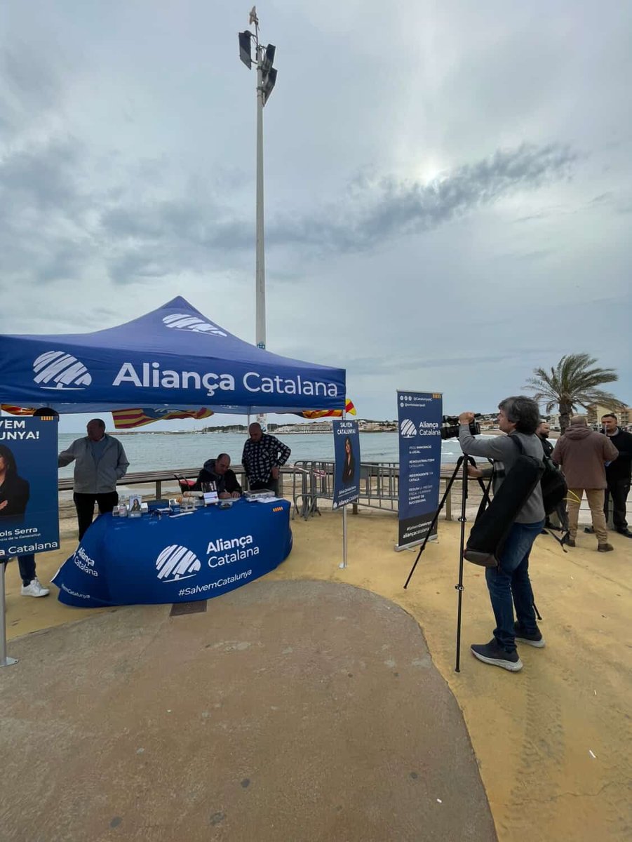 Després de dues denegacions de paradeta informatives d’<a href="/CatalunyaAC/">Aliança Catalana</a> <a href="/AltEmpordaAC/">Aliança Catalana-Alt Empordà</a> , per part de l’ajuntament de l’Escala, sembla que han entès que, fer cordons sanitaris a partits polítics democràtics a l’era de les xarxes socials, no té cap mena de sentit.
Vista l’enorme