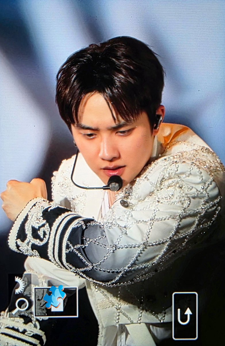 lastpiece_DO's tweet photo. 260412 🫅🏻✨️✨️✨️
#도경수 #디오 #엑소 #DOHKYUNGSOO #DO(D.O.) #EXO https://t.co/JIWFIIYAx1