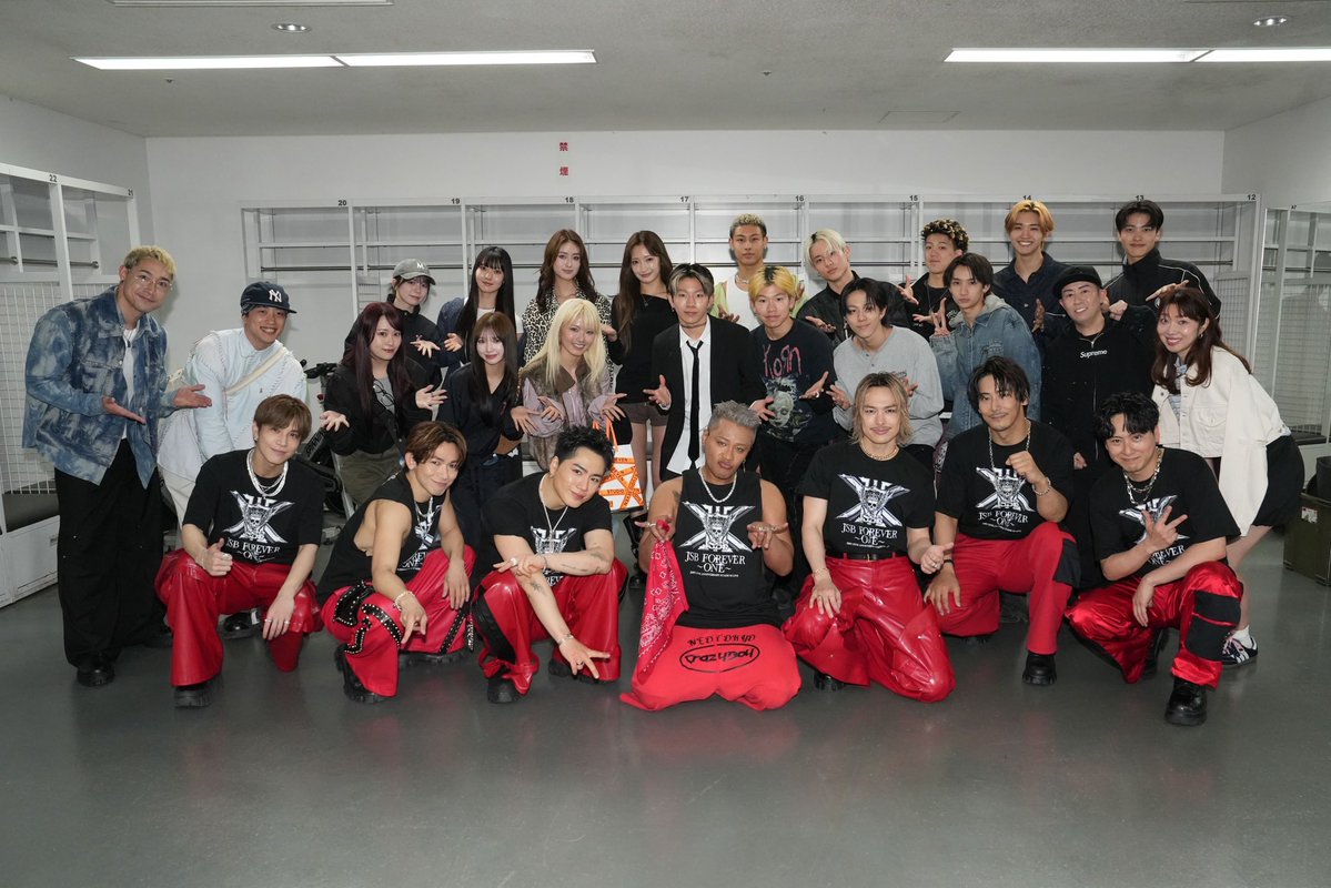 ldh_scream's tweet image. [📖] #スクオフ
𝗙𝗥𝗢𝗠  #武蔵

昨日、 #三代目JSOULBROTHERS さんの
「15TH ANNIVERSARY STADIUM LIVE "JSB FOREVER ～ONE～"」
を #LDHSCREAM のみんなで観覧させていただきました！！

いつも僕たちにパワーをくれるNAOTOさんが大きなステージに立っていて、本当に感動しました！