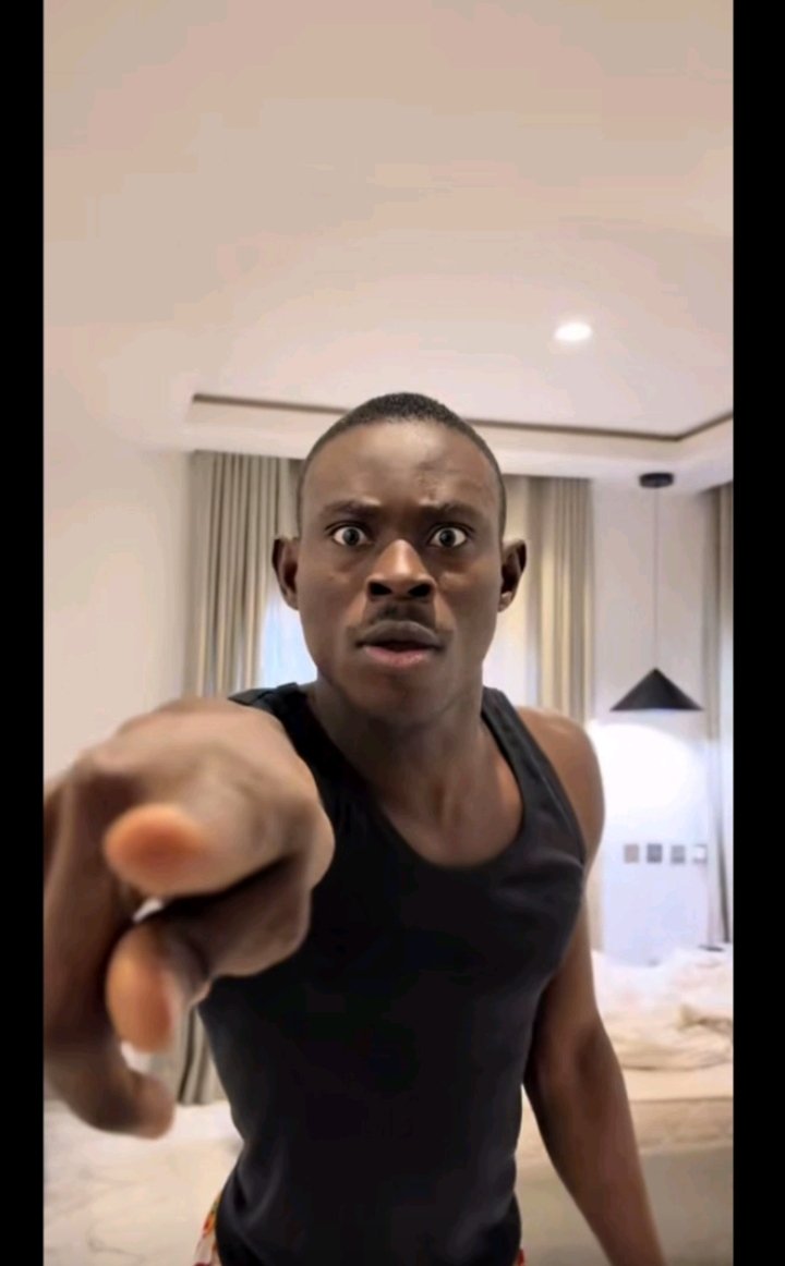 𝑪𝑯𝑨𝑺𝑬 tweet media