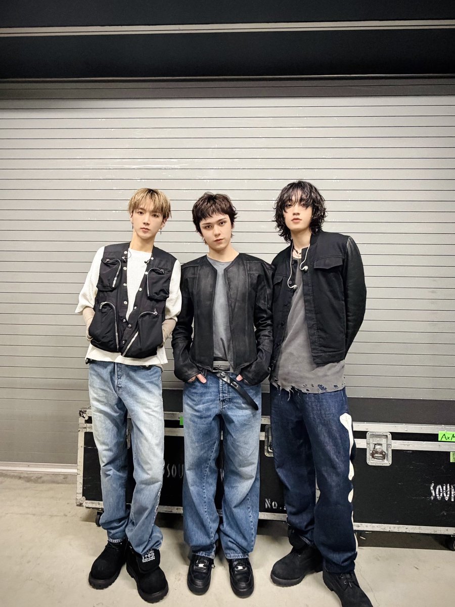 AxMxP_official tweet media