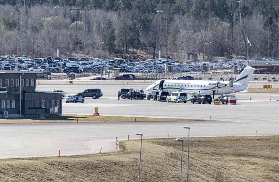 Maryam🇮🇷🇸🇪 tweet media